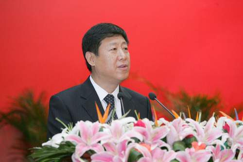 中国共产党第十八届中央委员会委员、中共中央文献研究室主任冷溶