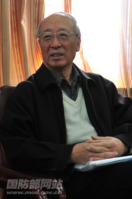 专访雷锋同志的亲密战友——冷宽海军中将